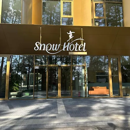 Snow Hotel 3*
